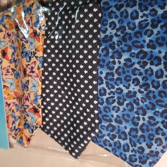 🍒NWT 3 FACE MASKS - Picture 4 of 7